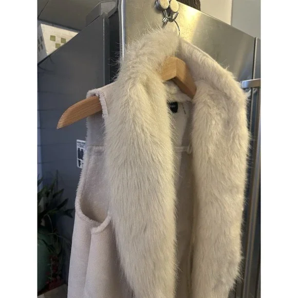 Dolce Cabo Women's Suede Faux Fur Vest Open, Lined, Taupe Cream, Size L - Picture 7 of 9